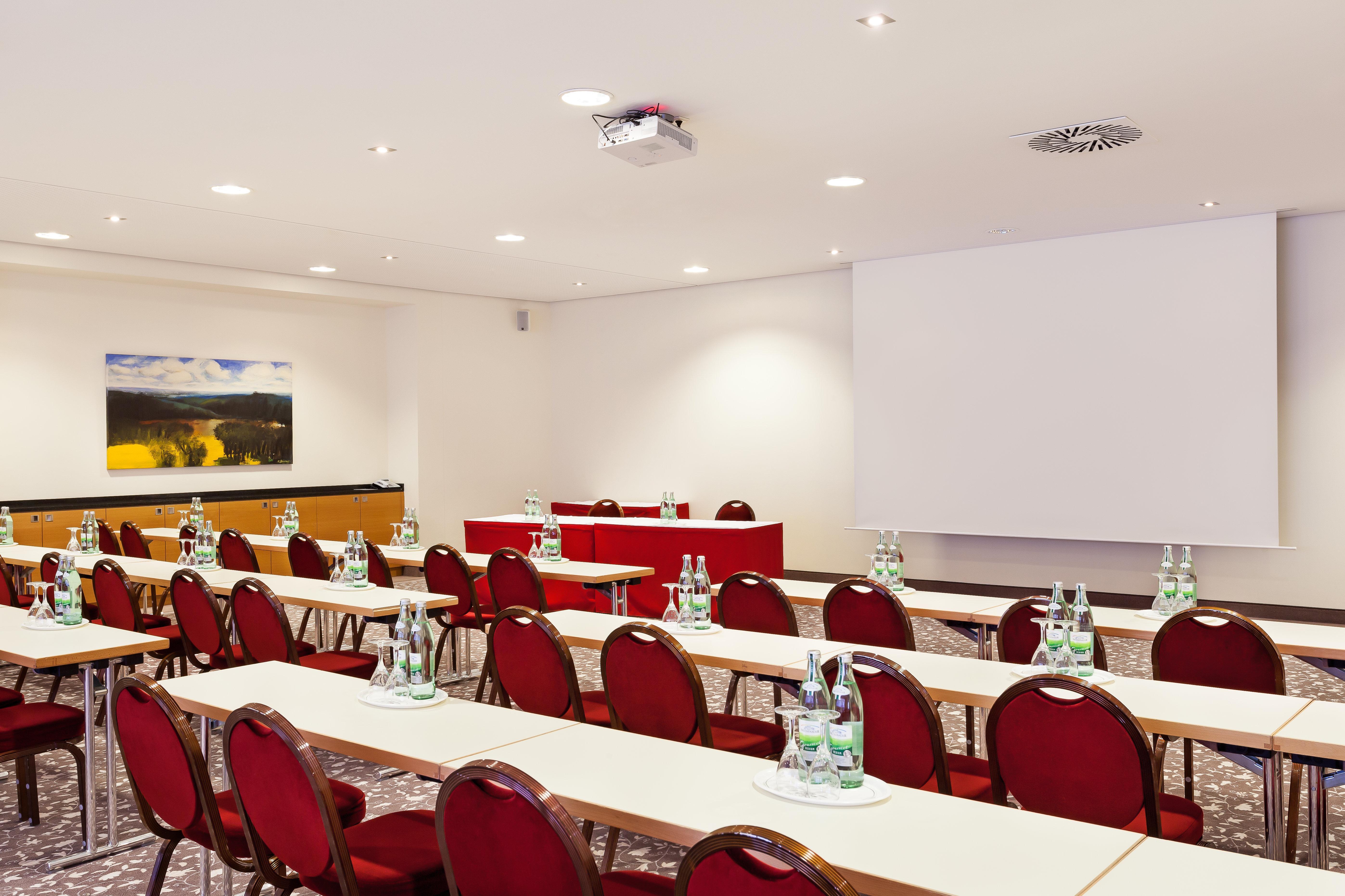 Centre By Ihg 4*